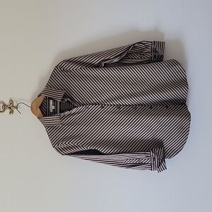 Chico's No Iron Stretch Black Imperial Stripe Shirt Size Medium/8